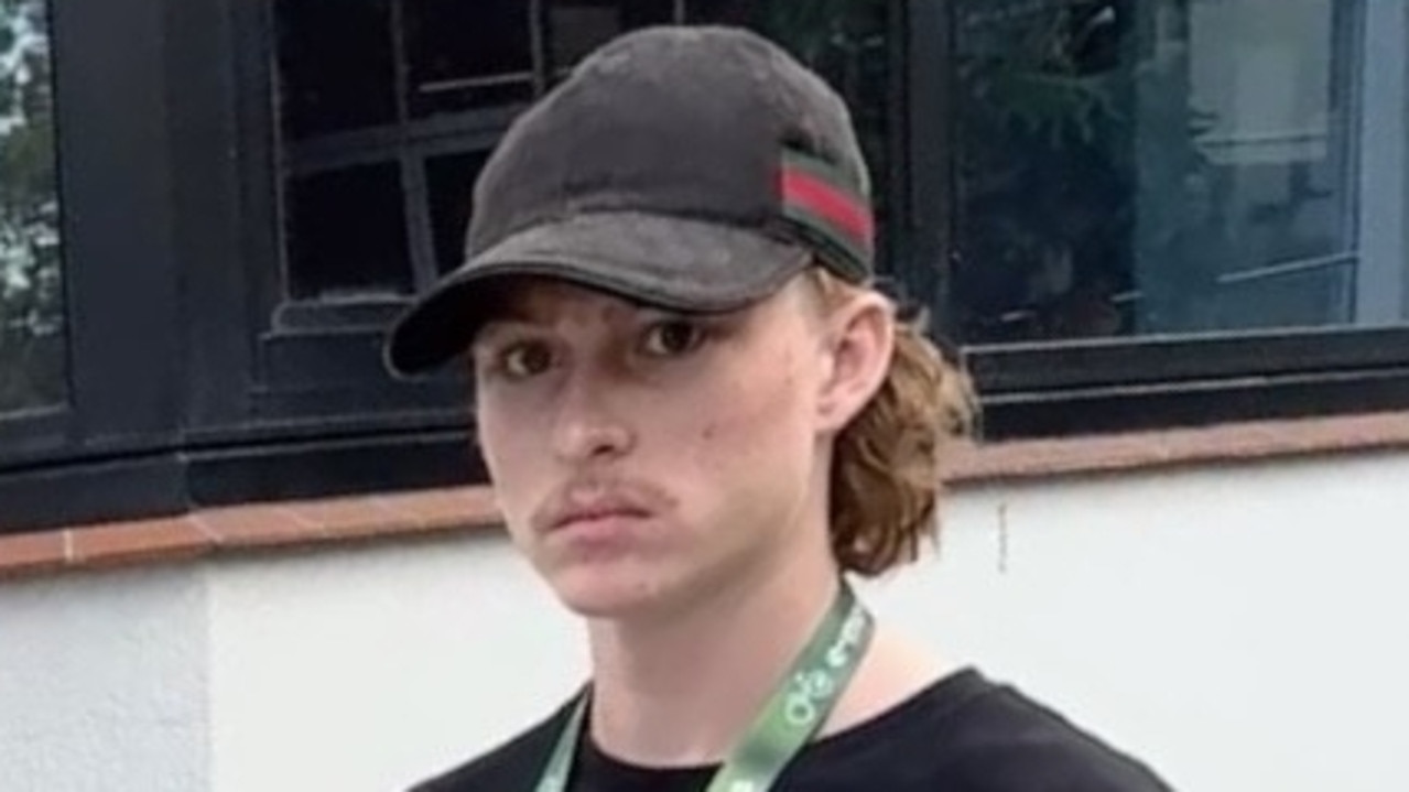 Teen accused of giving girls drugs, causing possible seizure