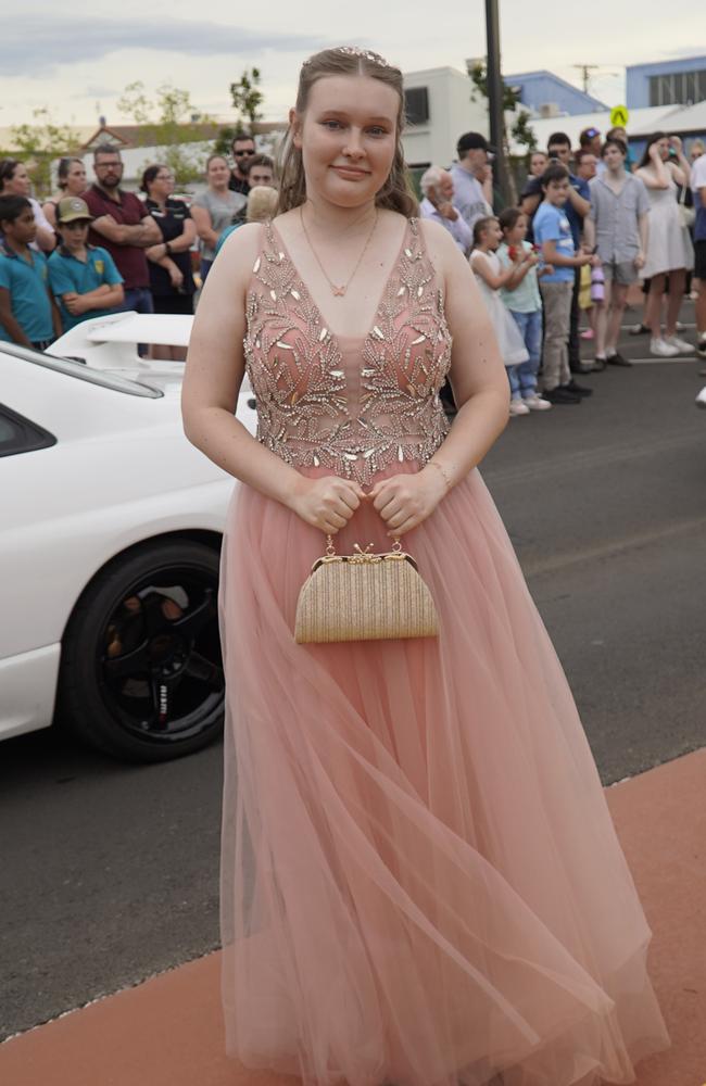 Venita Jensen arriving at the 2023 Kingaroy State High School formal.
