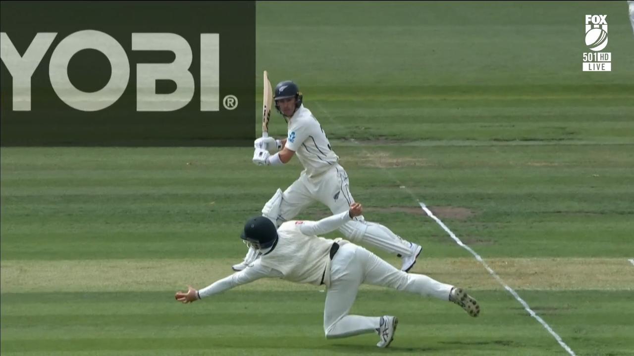 The catch slipped through Head's fingers. Photo: Fox Cricket.