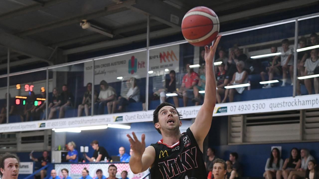 BASKETBALL ConocoPhillips CQ Cup Rd 1: Mackay Meteors' Marcus Fossey
