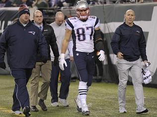 Patriots star Gronkowski to have surgery