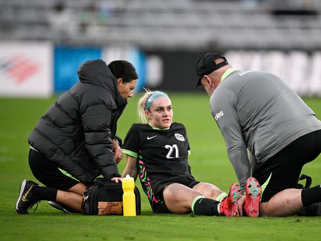 Ellie Carpenter went off with an injury concern against Colombia. Picture: Orlando Ramirez/Getty Images