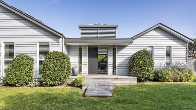 8 Cassiope Crt, Sorrento sold for $2.1m and could fetch $3.255m in 2029 if the same market conditions were to repeat over the next five years.