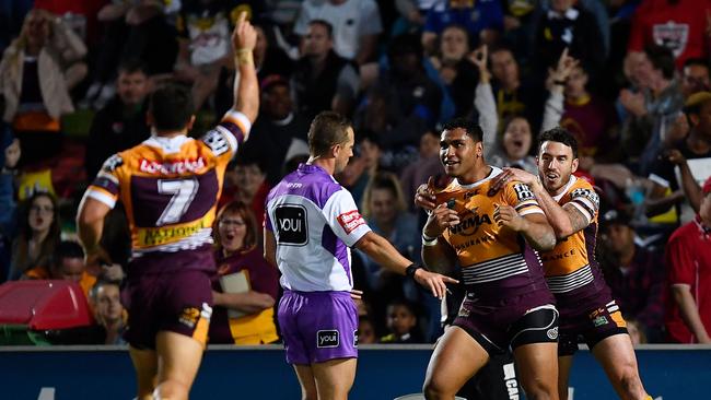 It was another cracker between the two Queensland sides. Photo by Ian Hitchcock/Getty Images.