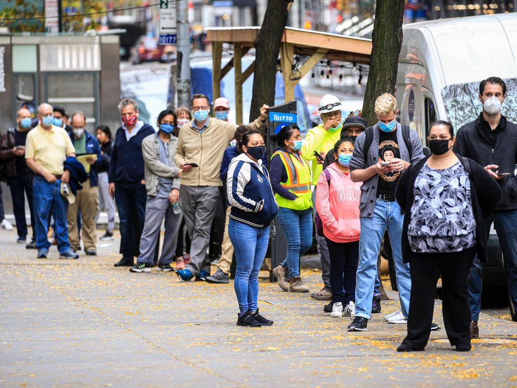 People line up outside testing a COVID-19 testing site in New York. Picture: AFP