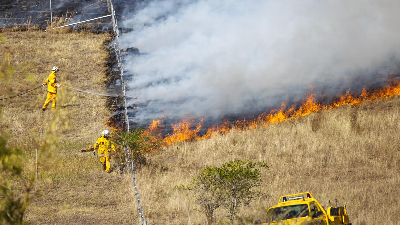 Firefighters brace for the worst as fires continue to burn in the Canungra and Sarabah regions. Picture: NIGEL HALLETT