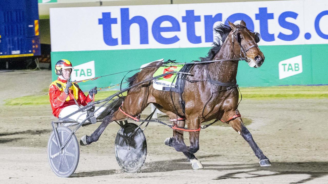 Lochie Cook drives Jillibyjacksparrow to victory at Melton. Picture: Stuart McCormick