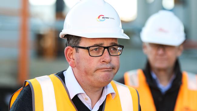 Daniel Andrews will donate his latest pay rise to charity