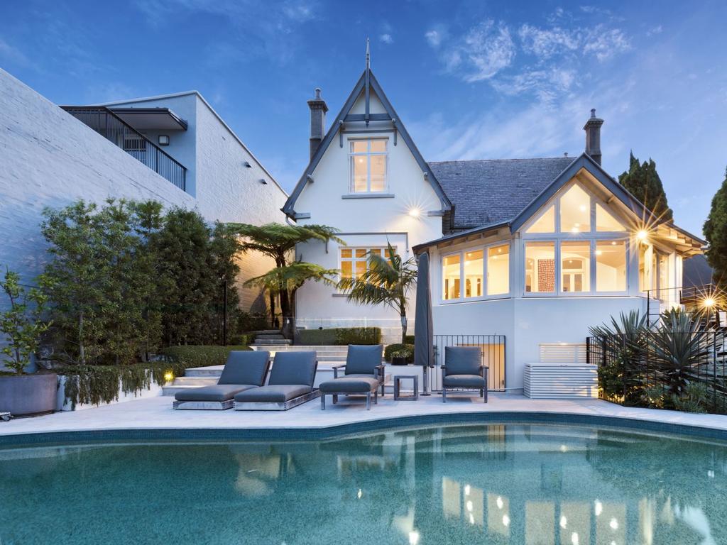 mareridt Et bestemt grund Landmark Balmain home to meet prestige demand | news.com.au — Australia's  leading news site