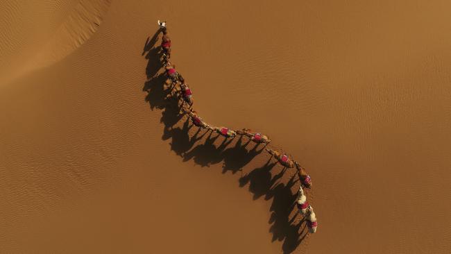 A desert caravan taken by a Mavic Air 2 drone. Picture: DJI.