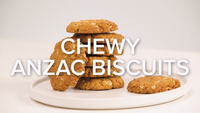 The best chewy Anzac biscuits