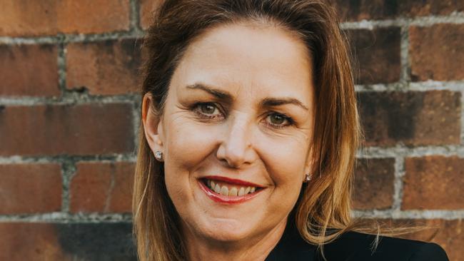 Jen Davidson is the managing partner of Tumbleturn marketing advisory.