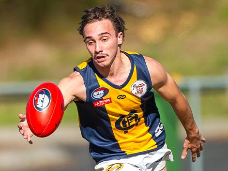 Luke de Goldi in action for Hurstbridge. Picture: Field of View Photography