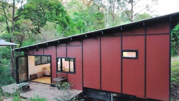 A rural cabin in Noosa, much like what has been proposed for a rural lot in Mareeba. Picture: makeplans.com.au