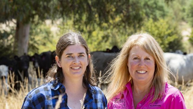 NEWS: Goldie Bespoke butchery Cattle producers Amber Bruce and Paola Crofts have opened their own boning room called Goldie Bespoke butchery PICTURED: L-R Amber Bruce and Paola CroftsPICTURE: ZOE PHILLIPS