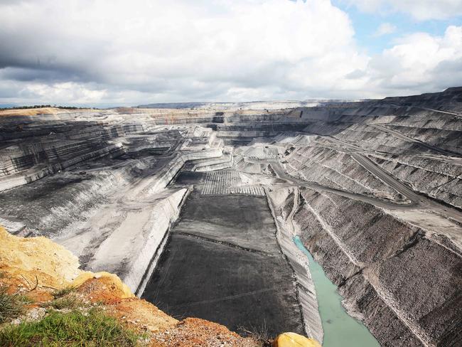 Activists up the coal heat on Glencore