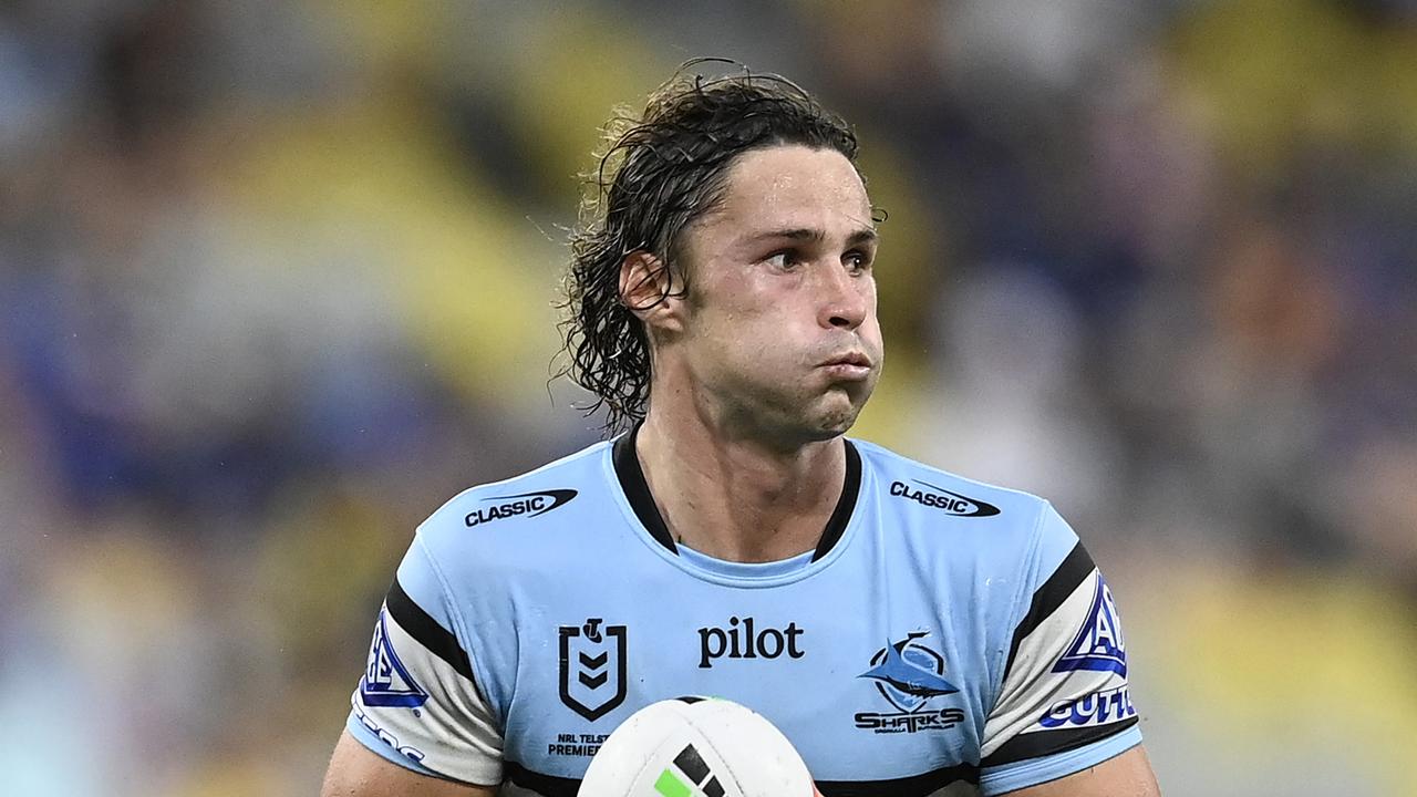 NRL Live: Fast start for Nicho as Sharks draw first blood