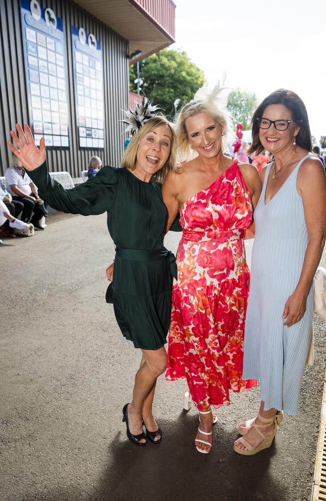 At 2023 Audi Centre Toowoomba Weetwood race day are (from left) Serena Dwyer, Lisa Dwyer and Mary Watts. Picture: Kevin Farmer