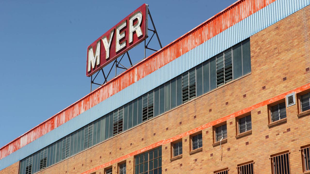 Coorparoo Myer sign reclaims its place in Coorparoo ...