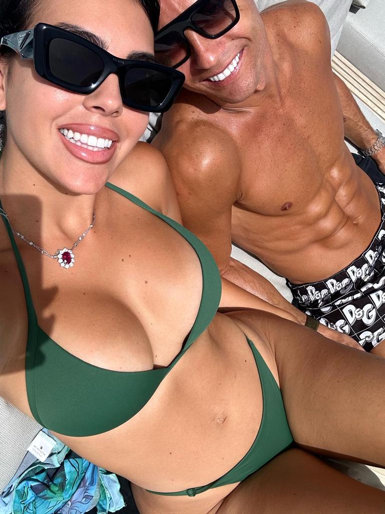 Georgina and Cristiano soaking up the sun