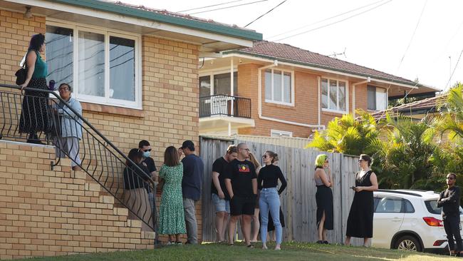 Real estate agents have confirmed some open rental homes have attracted more than 50 people at a time in some Brisbane areas. Picture: Liam Kidston.