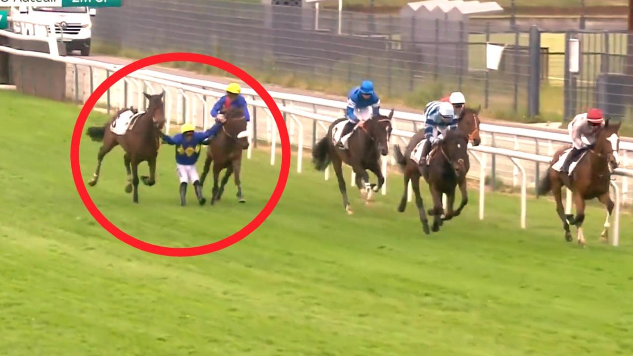 Insane jockey incident blows minds
