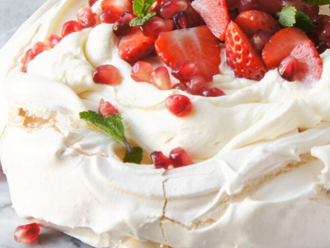 2 egg pavlova (2)