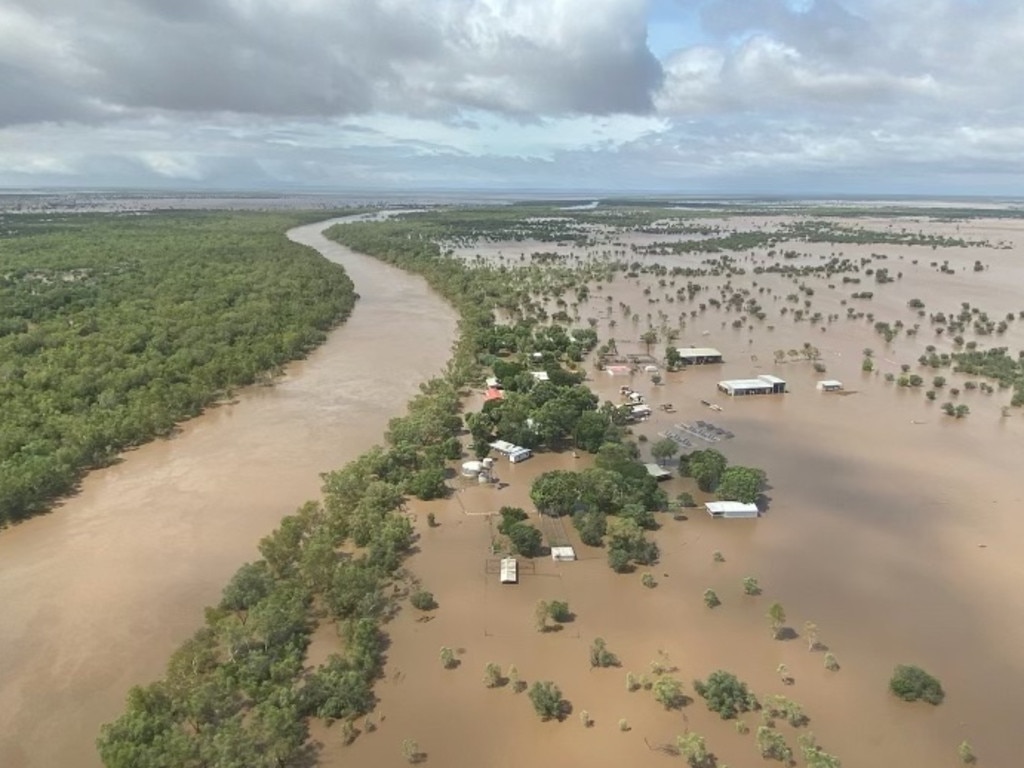 ‘worst Flood In History’ Batters Western Australia’s Fitzroy River 