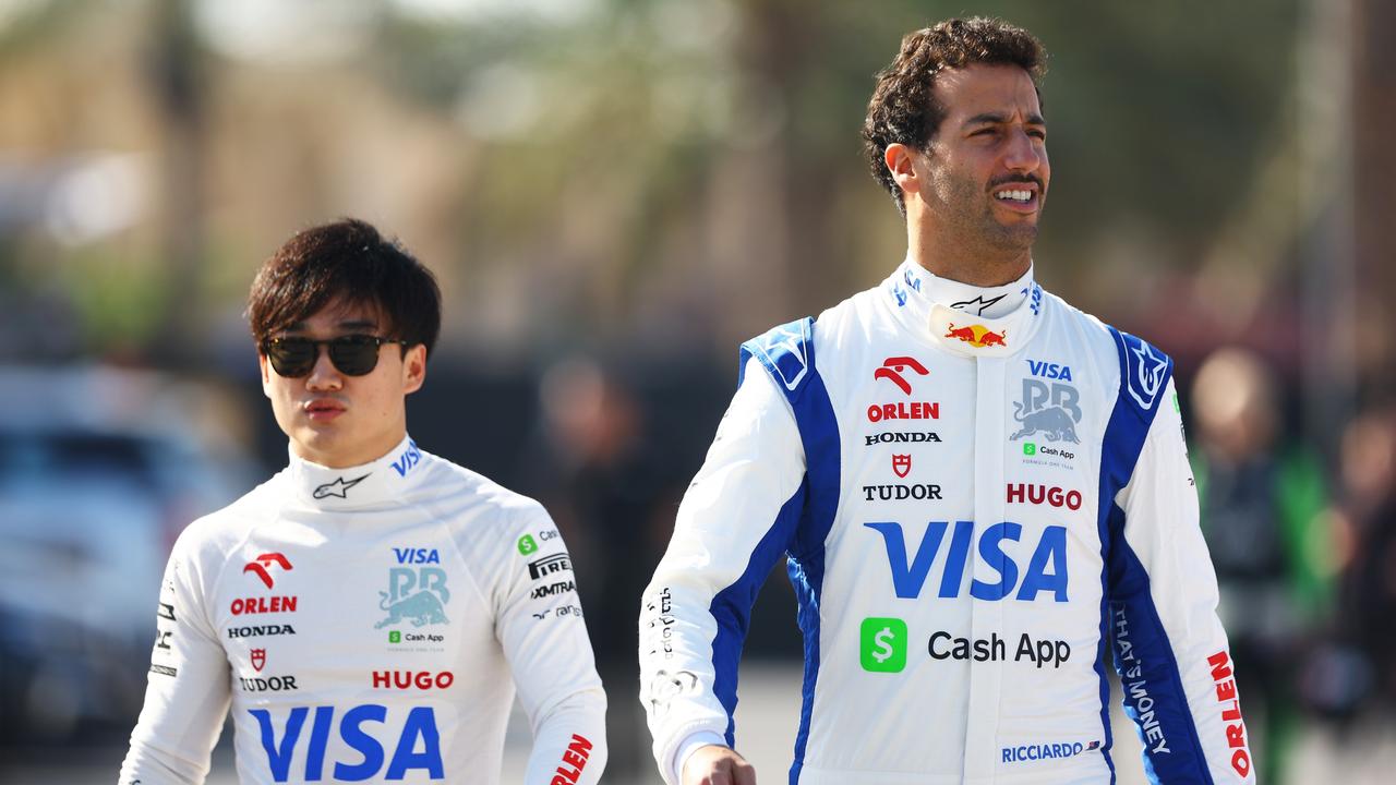 Daniel Ricciardo and Visa Cash App RB teammate Yuki Tsunoda. Photo by Mark Thompson/Getty Images)