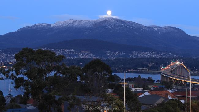 Got up around 6am to take some shots of kunanyi / Mt Wellington before the clouds rolled in. Photo: Richard Siu Photography