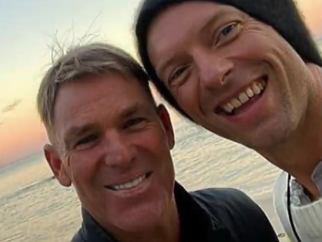 Chris Martin and Shane Warne. Picture: YouTube