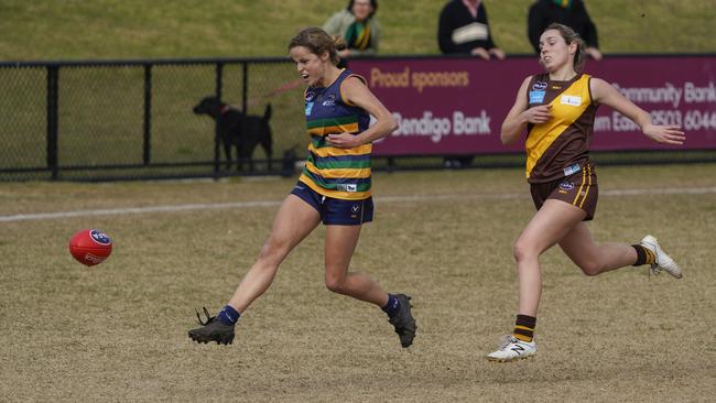 Sarah Cameron’s goal in the third quarter sent the Saints crowd wild. Picture: Valeriu Campan