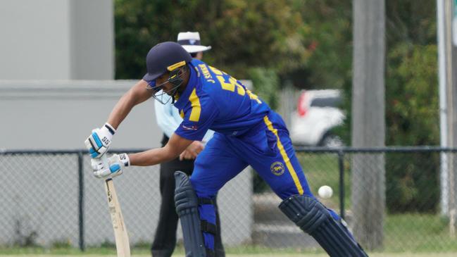 VSDCA cricket : Brighton v Taylors Lakes. Taylors Lakes batter Jashanpreet Singh. Picture: Valeriu Campan