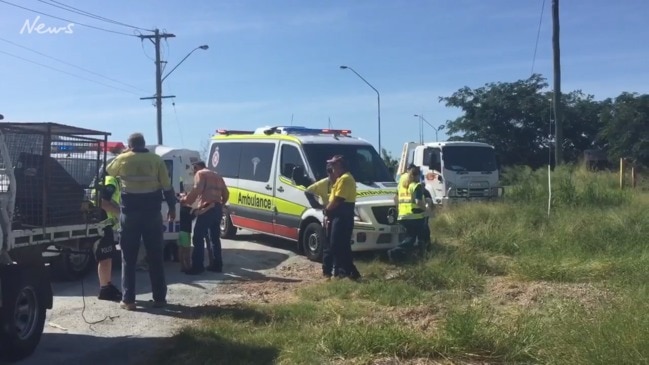 Three-vehicle crash on Rooneys Bridge | Herald Sun