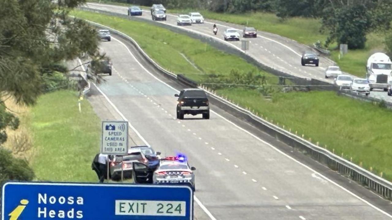 A police presence could be seen on the southbound lanes of the Bruce Hwy near Yandina after a man fled a traffic incident earlier this morning, causing a school to go into lockdown.