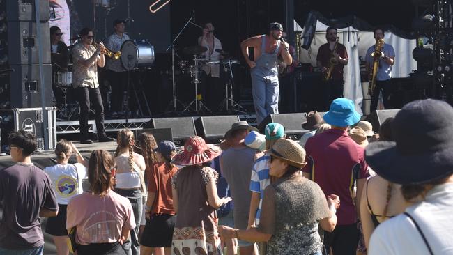 Hot Potato Band performing at the 2022 Caloundra Music Festival. Photo: Elizabeth Neil