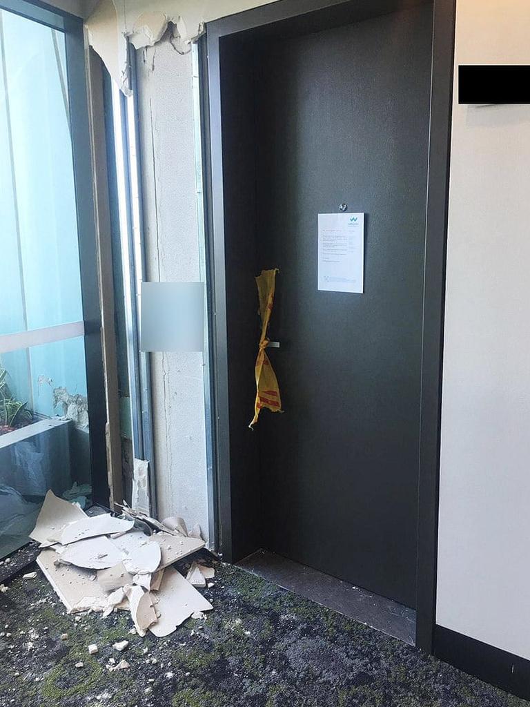 Opal Tower resident’s apartment has been declared unsafe after cracking was found in an internal support wall on the 10th floor