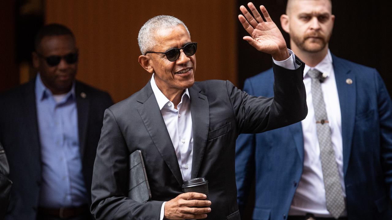 Barack Obama set to reel in $1 million during Australian speaking tour ...