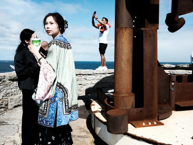 Reportage photography - Bondi Beach lookout. Photography: Gavin Libotte