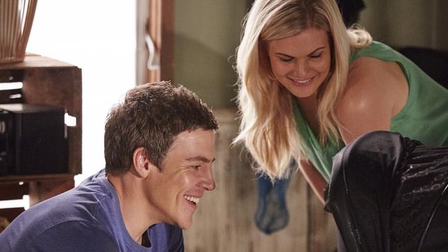 Bonnie Sveen will leave her role as Ricky Sharpe on Home And Away, following the departure of co-star Stephen Peacocke who played her long-time love interest Darryl 'Brax' Braxton.