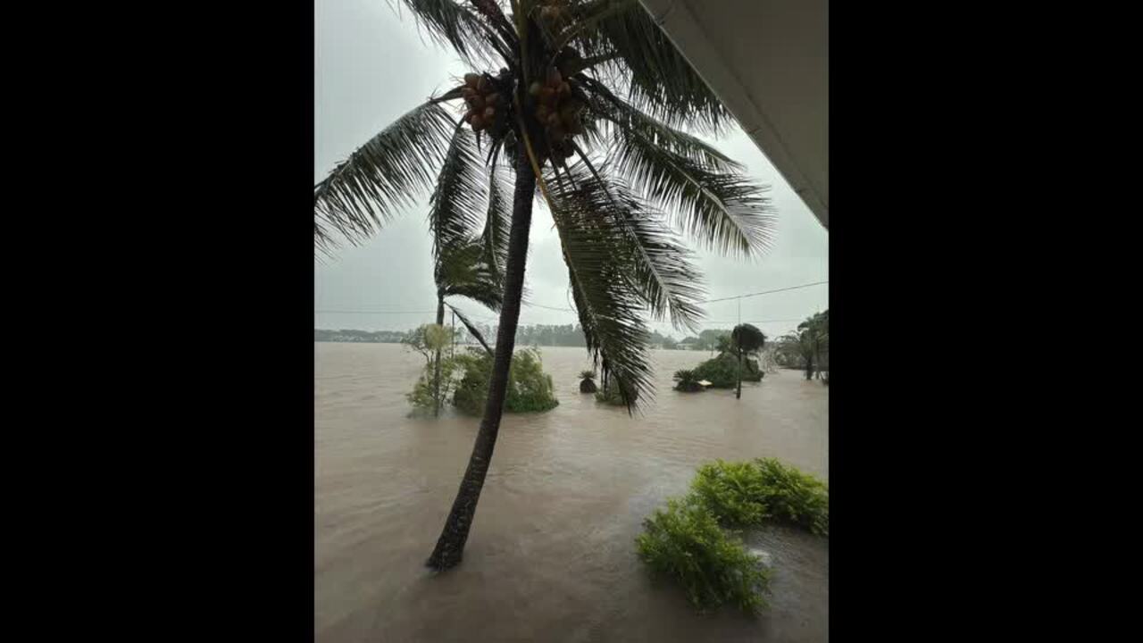 'Stay Strong': Hundreds Evacuated as Severe Flooding Hits Northern Queensland