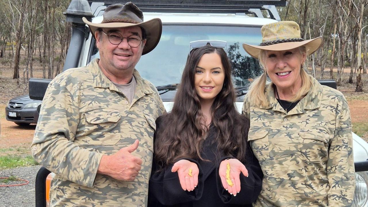 Gold Gypsies Chris and Greg Clark with Kat McKay.