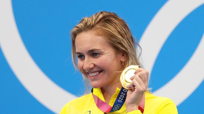 Ariarne Titmus with her 400m freestyle gold medal at the Tokyo Olympics. Picture: Maddie Meyer/Getty Images)