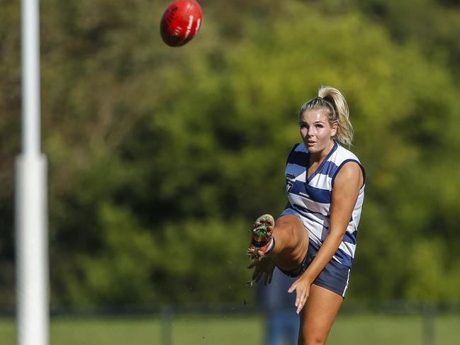 Isabella Ciavola takes a kick for Pearcedale. Picture: Valeriu Campan