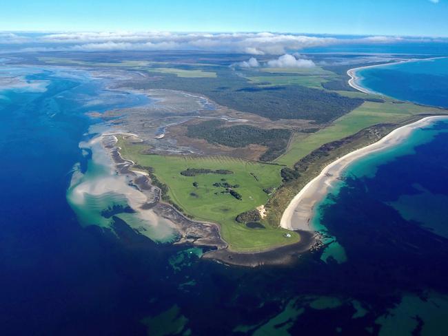 Robbins Island, far northwest Tasmania, where there are plans for a 100-turbine wind farm. Credit: Bob Brown Foundation.