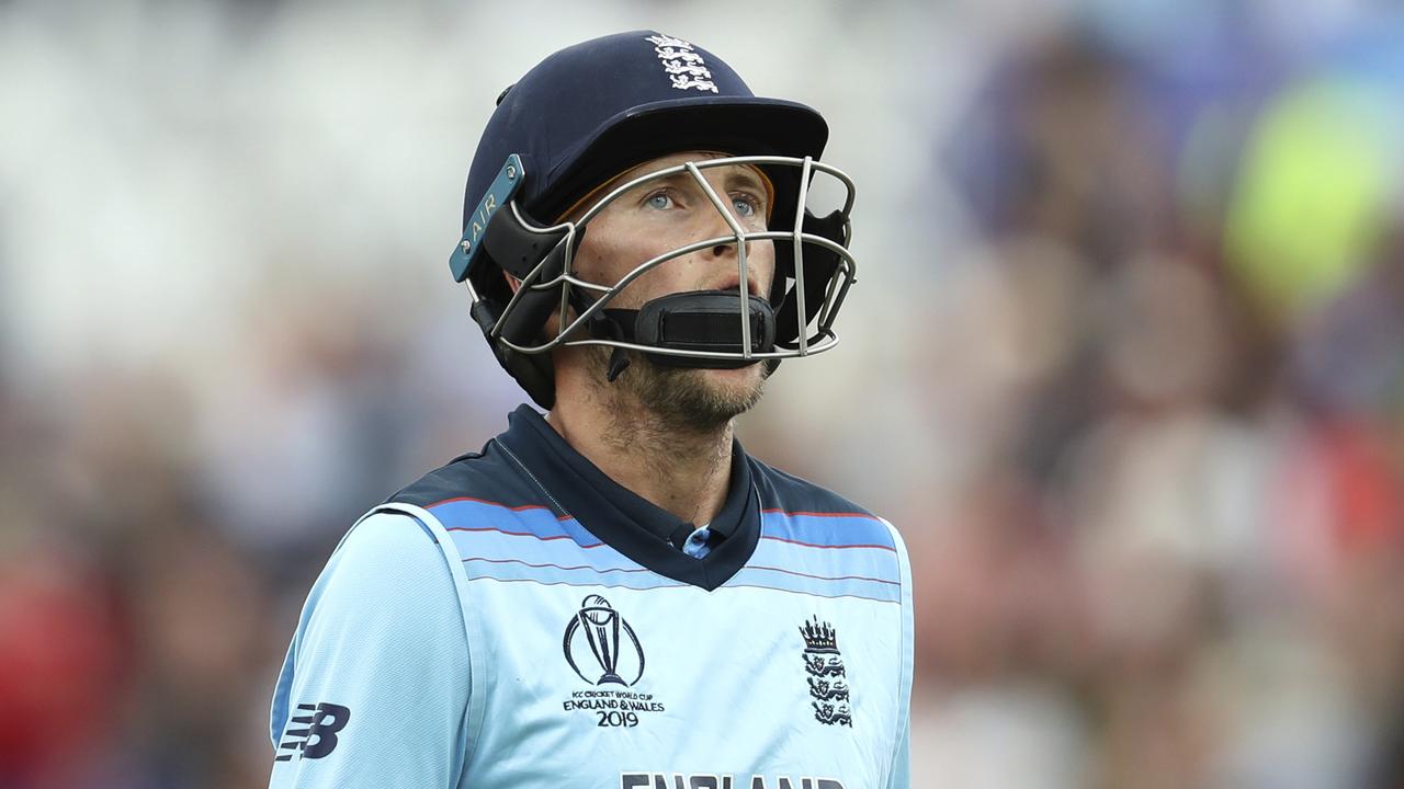 Joe Root opted not to comment on Pakistan’s handling of the ball.