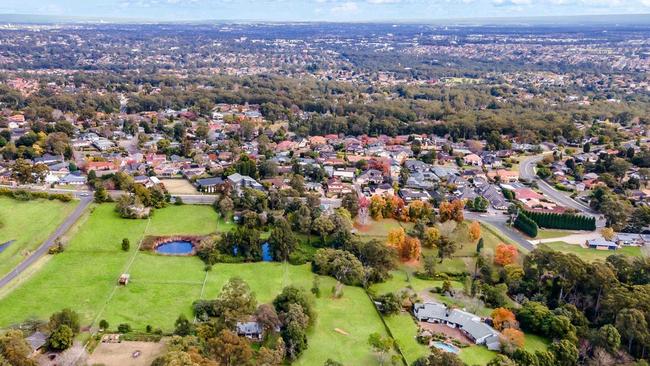 An aerial of the Glenhaven area.