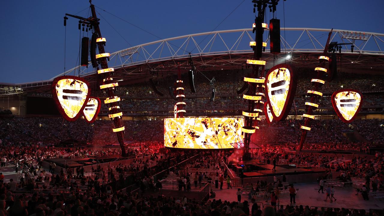 Ed Sheeran wows 85,000 fans at Sydney’s Accor Stadium Daily Telegraph