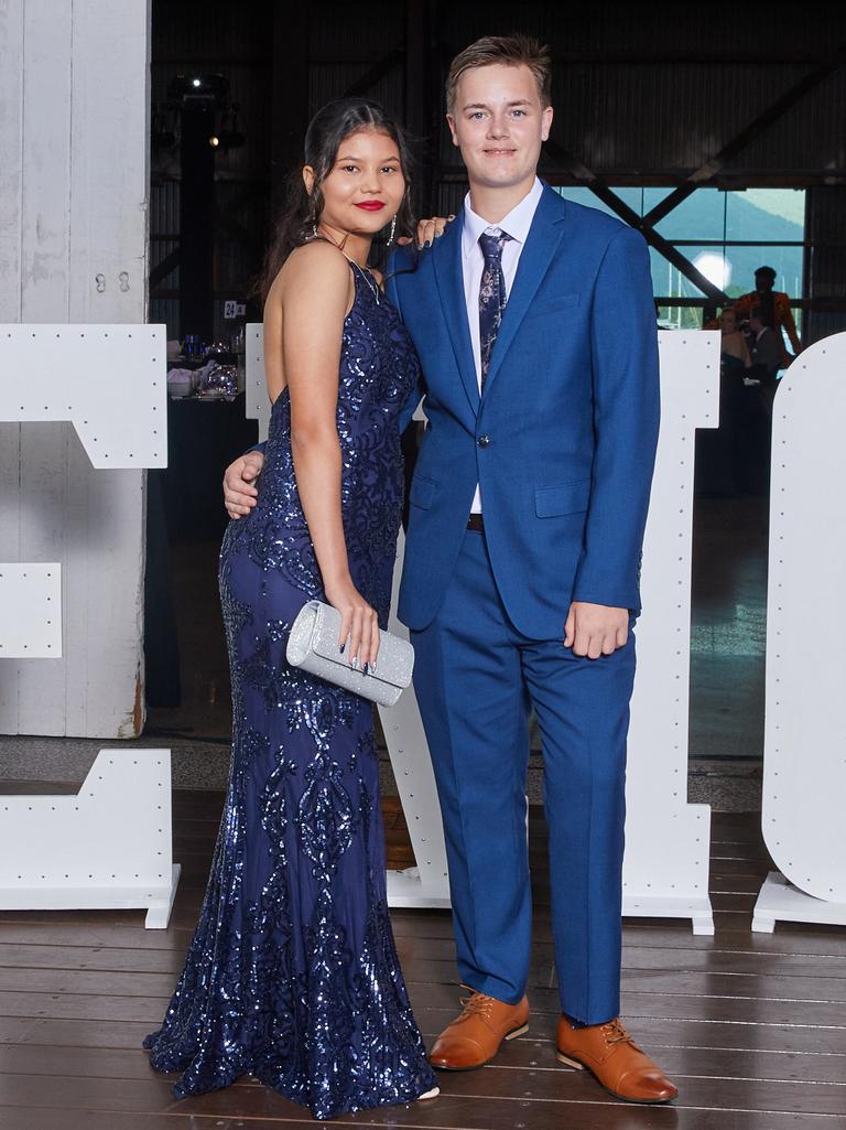 In Photos Cairns State High School Formals Of 2020 Mega Gallery Daily Telegraph