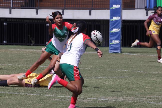 Affrica-Jade Hippi. Photo Steve Pohlner